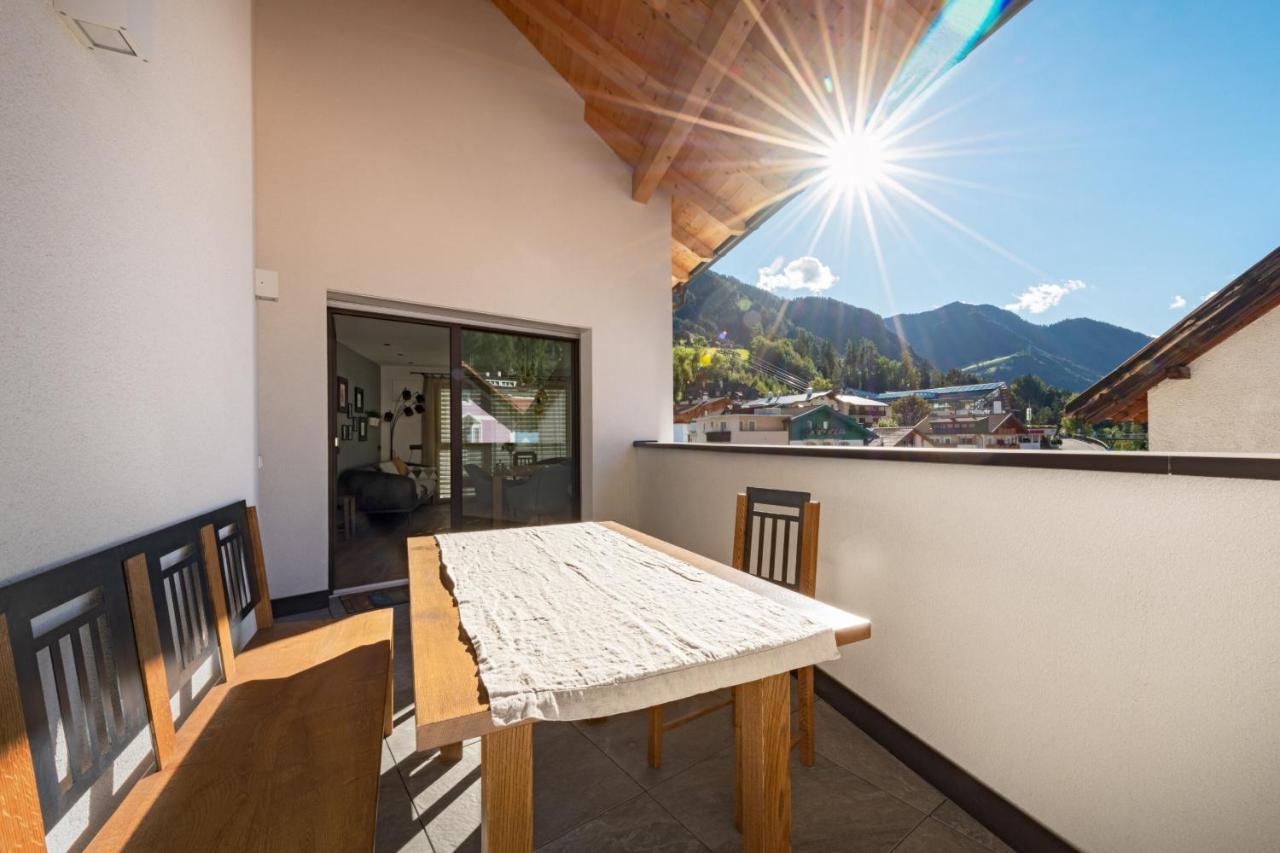 Central Home Apartment Ortisei Bagian luar foto